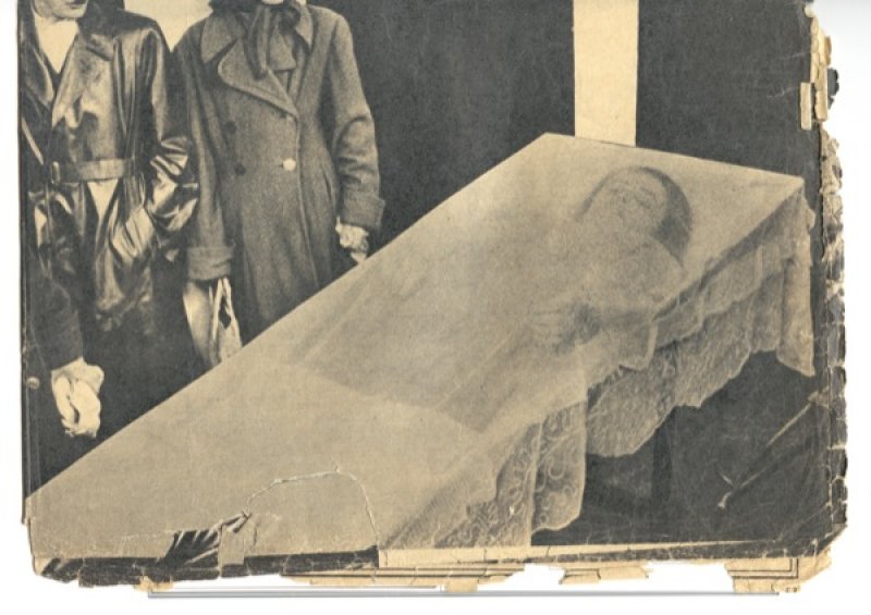 Newspaper clipping following the Hungarian Revolution, Canadian Museum of Immigration at Pier 21 (unaccessioned, Risanyi). 