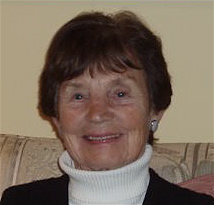 Photographie couleur récente de Hazel Munro plus âgée.