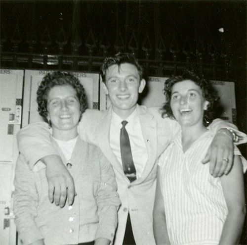 Salle d'immigration 1 : Santina Romano, Alceo D'Angelo et Marcella Pico
