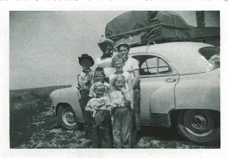 Phyllis Irene West and Carl Danroth et leur famille (Clifford, Sheila, Kenny, Sharon, Sandra)