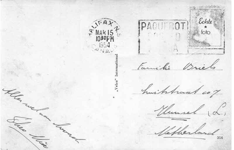 Ancienne carte postale avec deux timbres-billets et timbre Halifax NS.